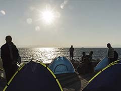 2 Drown, 5 Missing as Migrants Head for Greek Island