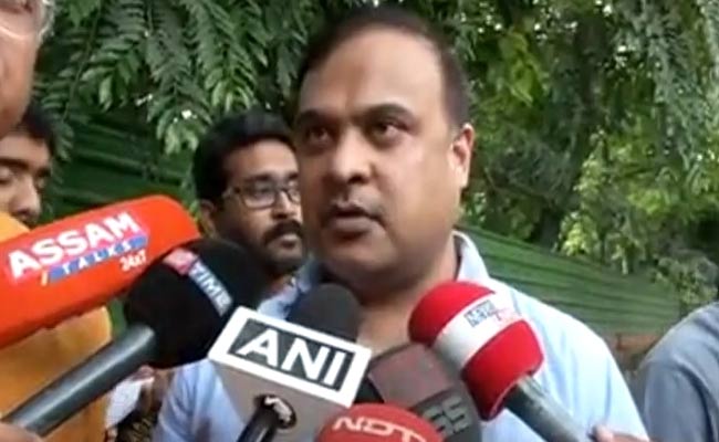 Assam Congress Leader Himanta Biswa Sarma Meets Amit Shah, Will Join BJP Soon