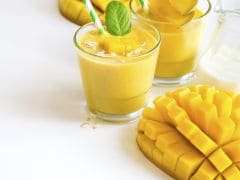 Survival Series: How to Make a Quick and Easy Breakfast Smoothie Survival Series: How to Make a Quick and Easy Breakfast Smoothie