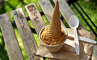 Upside Down Ice Cream Cone: Just a Trend For Lazy Eaters or Conveniently Crunchy?