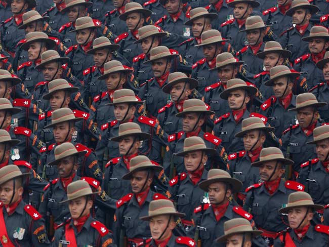 फेसबुक पर लोकप्रियता की सूची में भारतीय सेना शीर्ष पर