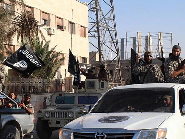 इराक : इस्लामिक स्टेट ने 15 पुलिसकर्मियों को गोली मारी
