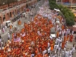 संथारा प्रथा पर हाई कोर्ट के फैसले के खिलाफ सुप्रीम कोर्ट में पहुंचा जैन समाज संथारा प्रथा पर हाई कोर्ट के फैसले के खिलाफ सुप्रीम कोर्ट में पहुंचा जैन समाज