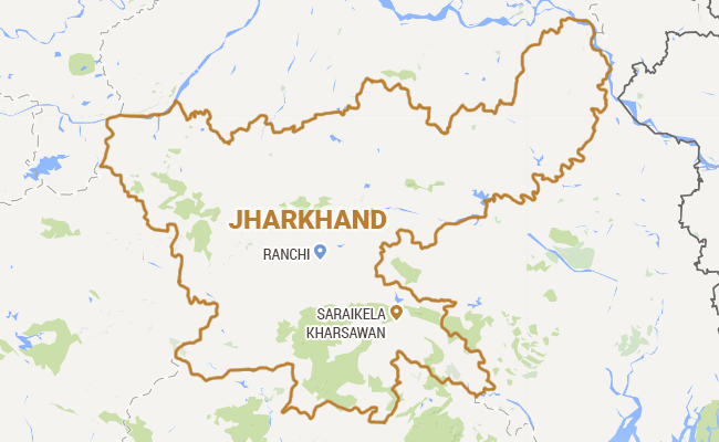 13 Pilgrims Killed in Jharkhand as Bus Collides with Truck