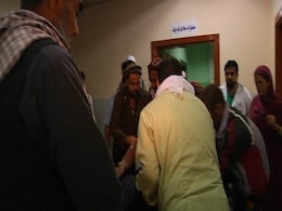 काबुल में दो आत्मघाती हमलों में 35 की मौत, सैकड़ों जख्मी काबुल में दो आत्मघाती हमलों में 35 की मौत, सैकड़ों जख्मी