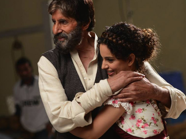 Amitabh Bachchan Works With 'Wonder Called Kangana Ranaut'. Tweets Pics