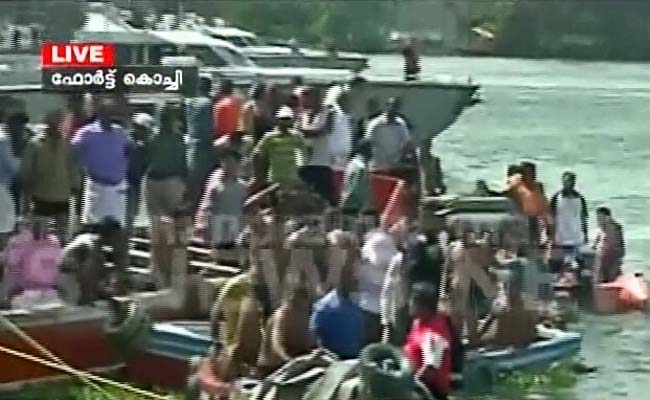 8 Killed After Fishing Boat Crashes Into Ferry in Kochi