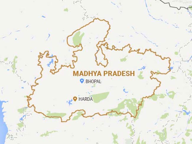 मध्य प्रदेश के आगर-मालवा जिले में बस-डंपर की टक्कर में पांच की मौत