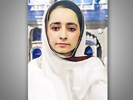 पाकिस्तान में मनबीर कौर ने रचा इतिहास, 10वीं के टॉपर्स में शामिल पाकिस्तान में मनबीर कौर ने रचा इतिहास, 10वीं के टॉपर्स में शामिल