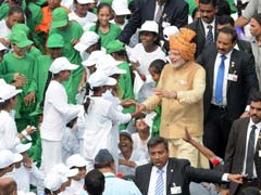 Prime Minister Narendra Modi Meets Children After Independence Day Speech