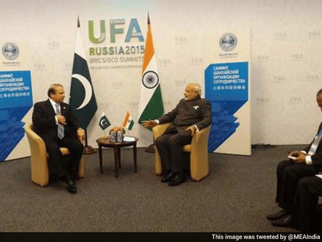 भारत-पाकिस्तान बातचीत अधर में, पाकिस्तान ने अब तक स्वीकार नहीं किया है न्योता