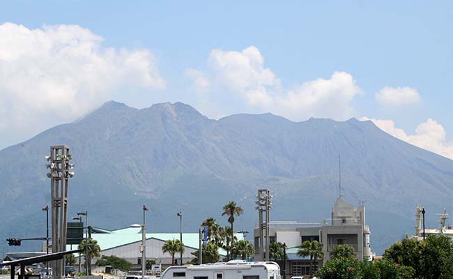 Japan Raises Eruption Warning for Southern Volcano