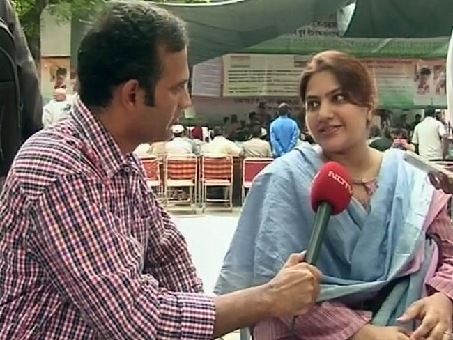 हम एहसानफरामोश देश की तरह पेश आ रहे हैं : जनरल वीके सिंह की बेटी