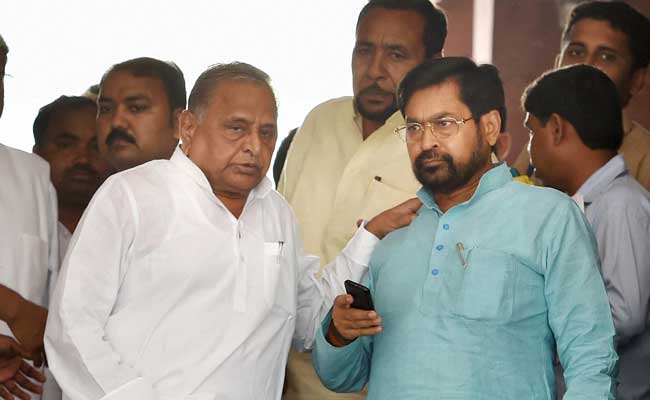 After Walking Out of Bihar 'Grand Alliance', Mulayam Singh Rubs it in
