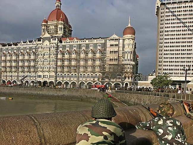 पेरिस आतंकी हमला मुंबई 26/11 आतंकी हमले की नक़ल