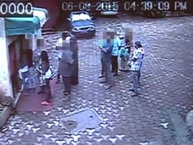 मुंबई रेड मामला : छापा मारने का आदेश देने वाले पुलिस अफसर का तबादला