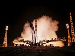 NASA Extends Contract With Russia for Rides to Space Station NASA Extends Contract With Russia for Rides to Space Station