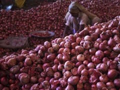 As Prices Soar, 700 kg of Onion Stolen From a Market in Mumbai