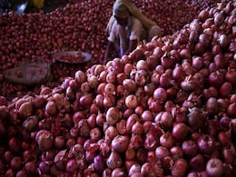 As Prices Soar, 700 kg of Onion Stolen From a Market in Mumbai As Prices Soar, 700 kg of Onion Stolen From a Market in Mumbai