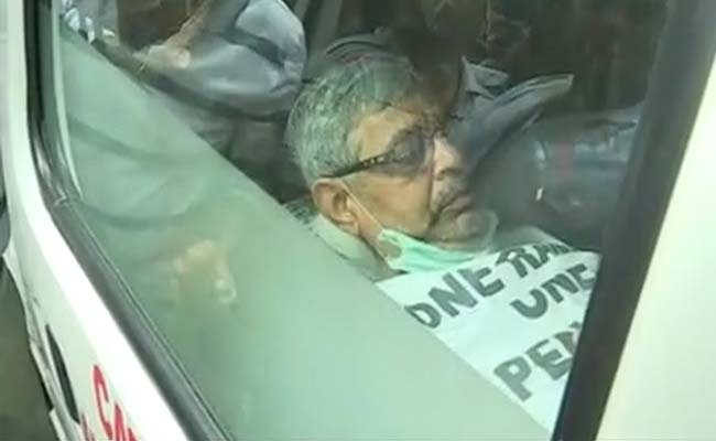 Former Army Officer on OROP Fast Hospitalised