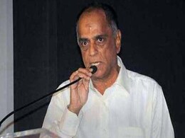 Pune Film Institute Students Demand Censor Board Chief Pahlaj Nihalani's Resignation Pune Film Institute Students Demand Censor Board Chief Pahlaj Nihalani's Resignation