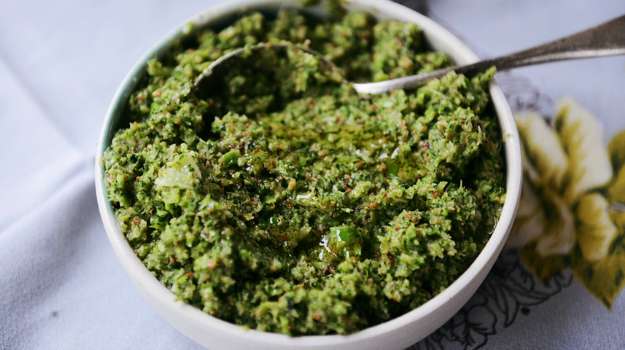 Season's Eating: Broccoli Pesto