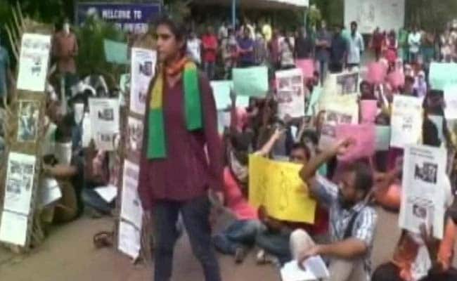 Pondicherry University Students Withdraw Strike After Vice Chancellor Goes on Leave