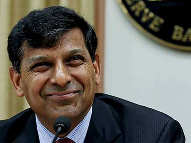 प्रॉपर्टी के दाम जरूर घटने चाहिए : डेवलपर्स से रघुराम राजन