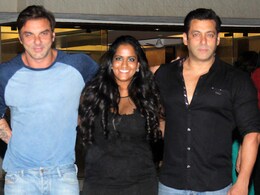 Salman Khan's Rakhi Revelry. Arpita Tweets Photos Salman Khan's Rakhi Revelry. Arpita Tweets Photos