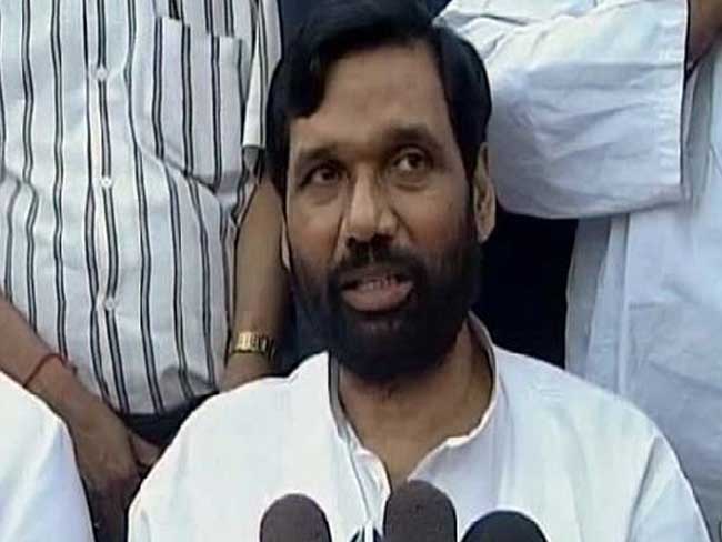 पासवान ने कहा- मैंने ऐसा नहीं कहा 'मैगी खुदरा दुकानों में लौटेगी'