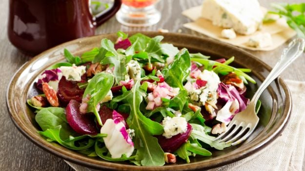 Salad Dressings: 7 Delicious Ideas To Spruce Up Your Greens