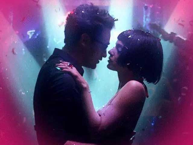 Kangana Makes Imran <i>Sarfira</i> in <i>Katti Batti</i> Party Anthem