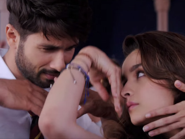 Alia and Shahid Look Good On Screen, Says <I>Shaandaar</i> Director