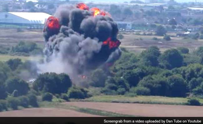 British Airshow Crash Toll Could Hit 20: Police