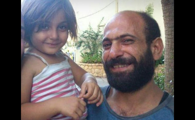 A Happy Ending For Refugee Father and Daughter After Photo Goes Viral