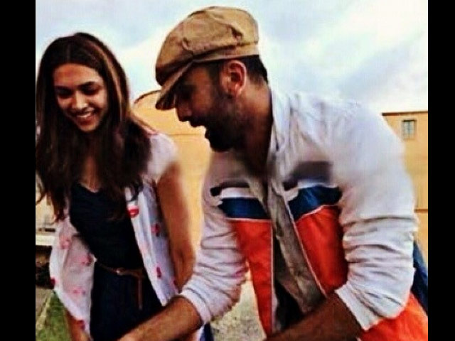 Deepika, Ranbir End Their <i>Tamasha</i> by the Sea