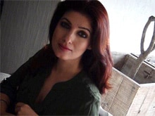 Twinkle Khanna 'Spellbound' by Akshay's <I>Brothers</i>