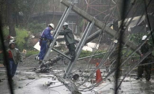 Typhoon Goni Slams Into Japanese Mainland, Injures 13