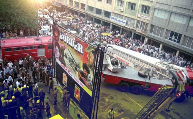 Uphaar Fire: Builder Brothers Sushil, Gopal Ansal Get 7 Years In Jail Uphaar Fire: Builder Brothers Sushil, Gopal Ansal Get 7 Years In Jail