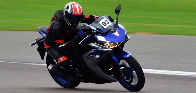 yamaha r3