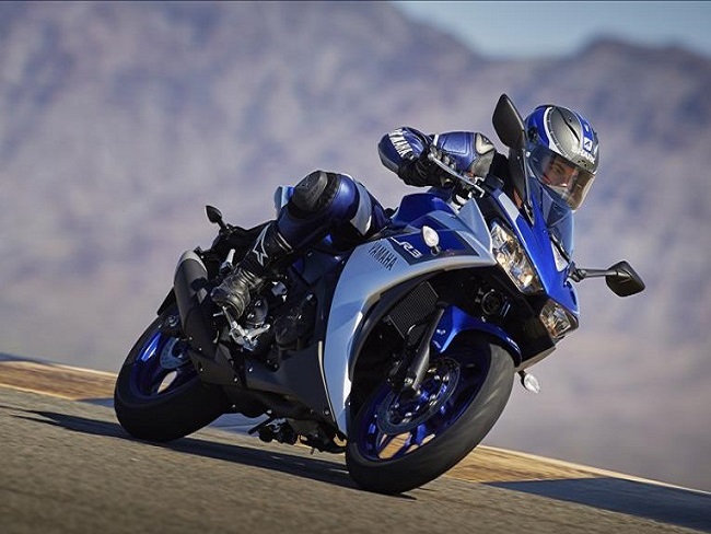 भारत में लॉन्च हुई Yamaha R3, कीमत 3.25 लाख रुपये