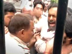 Yogendra Yadav, 90 Others Arrested, Arvind Kejriwal Condemns Police Action