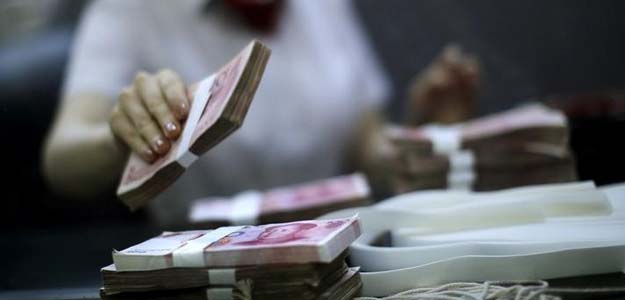Asia Forex Haunted as China Devaluation Sparks Currency War Fears