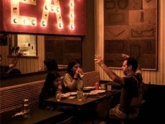 A Blurry Line Between Bar and Restaurant A Blurry Line Between Bar and Restaurant