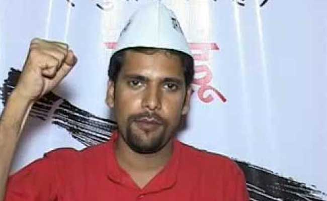 AAP Lawmaker Sanjeev Jha Detained During Delhi University Polls