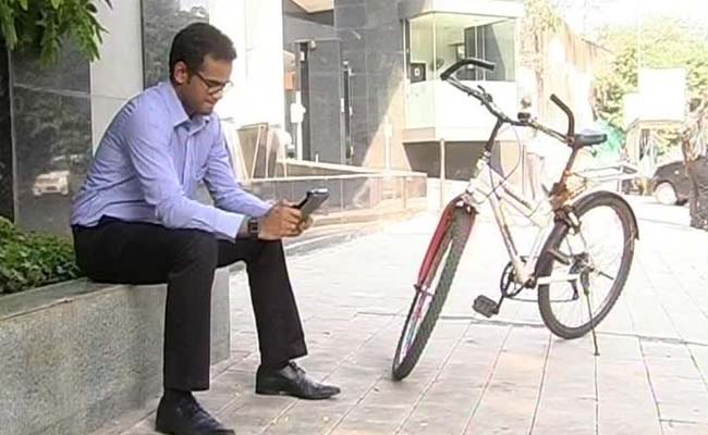 Raghuram Rajan Surprises with Big Rate Cut; Will Banks Pass on the Benefit?