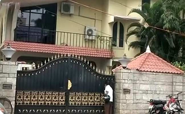 Actor Vijay's Home Raided by Income Tax Officials Ahead of Big Release
