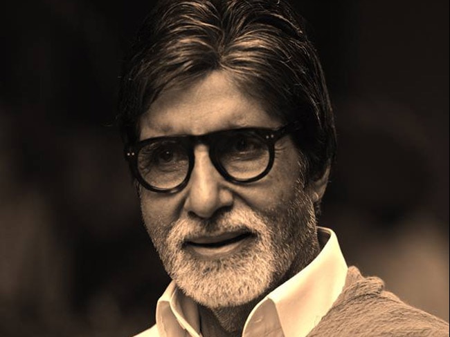 'Why Was Amitabh Bachchan Invited to Hindi Conference?' Asks Hindi Writer
