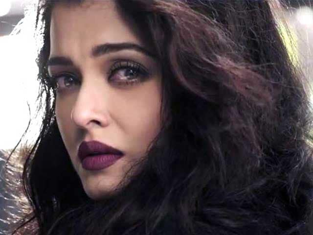 Aishwarya and Angst in 10-Second Teaser of First Jazbaa Song