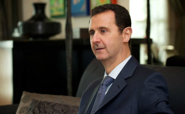 Syrian President Bashar al-Assad Appears in Public to Mark Eid